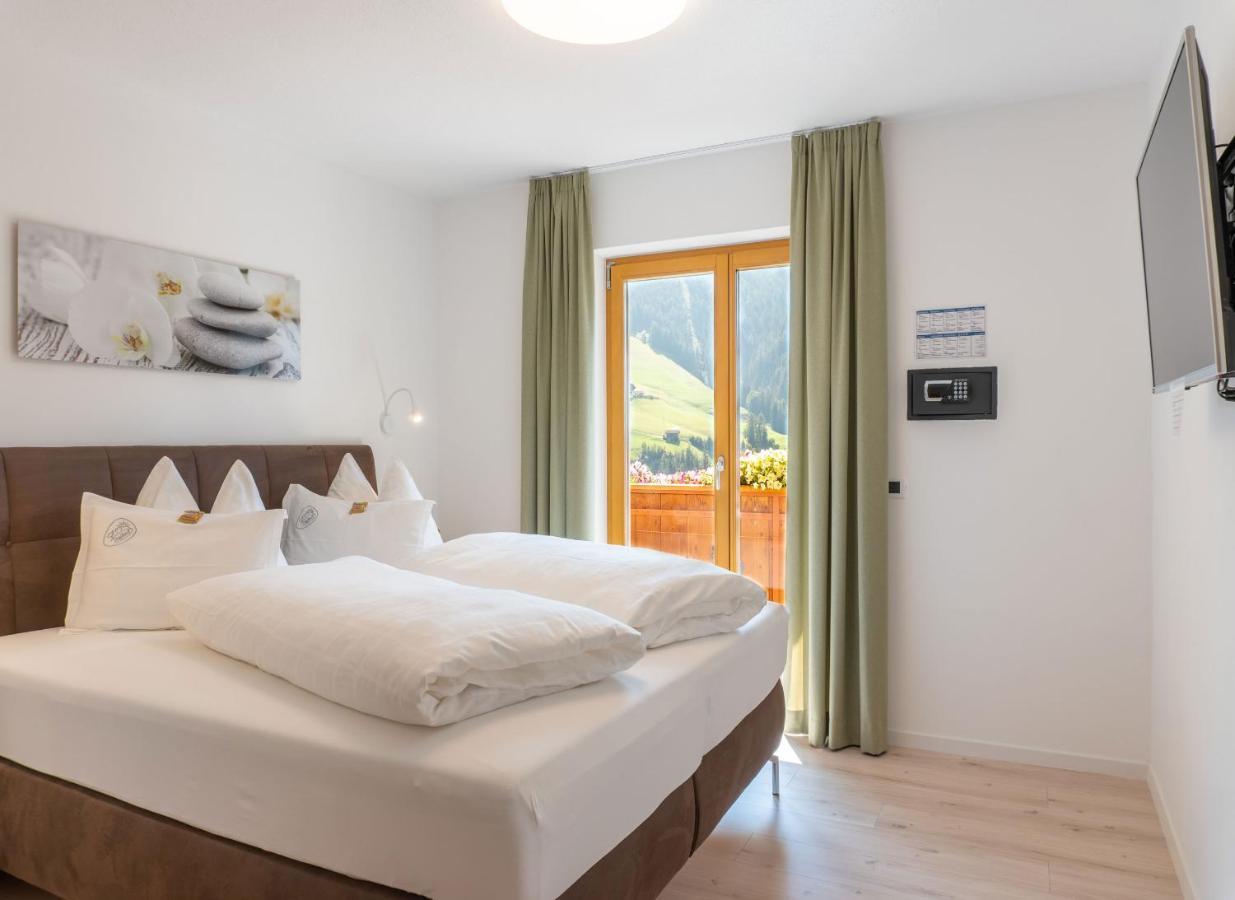 Residence Toeglhof Фунес Екстер'єр фото