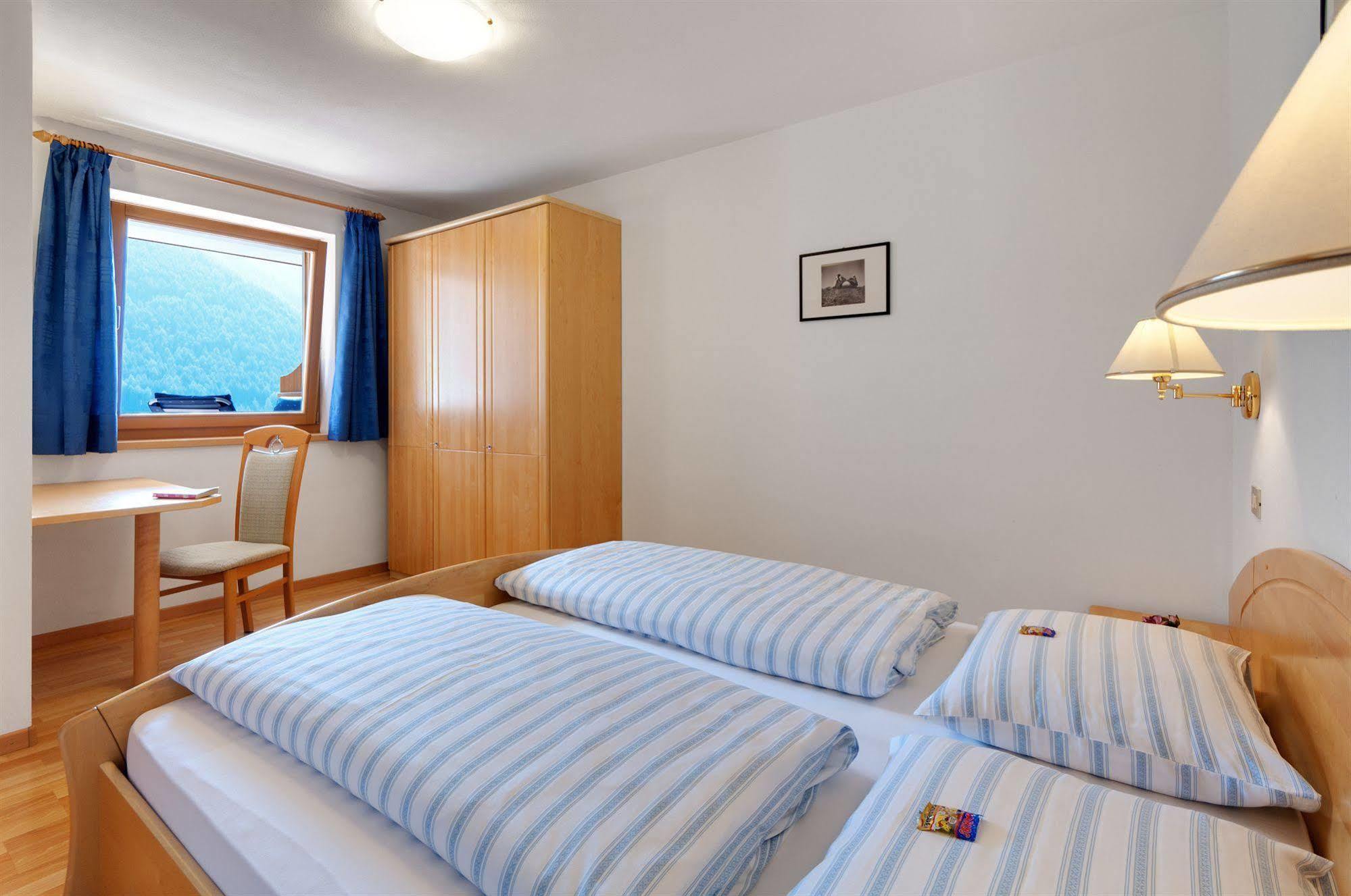 Residence Toeglhof Фунес Екстер'єр фото